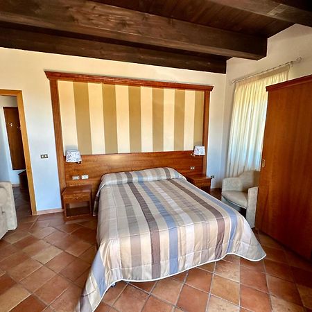Agriturismo Cervinace Oriolo  外观 照片